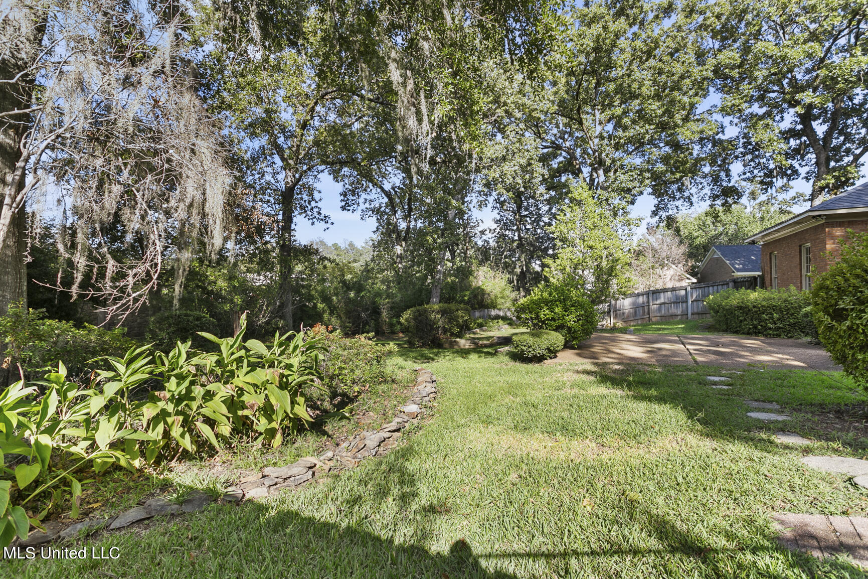 2 Avery Circle Jackson, MS 39211 - Photo 33 of 46 2 Avery Cir final-30