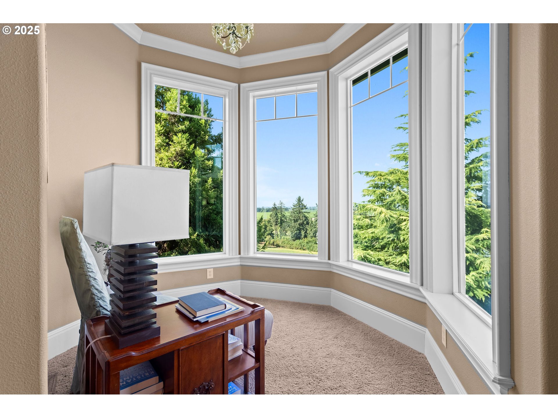 8438 Cascade Highway Northeast Silverton, OR 97381 - Photo 20 of 48 a view of an outdoor space with a window