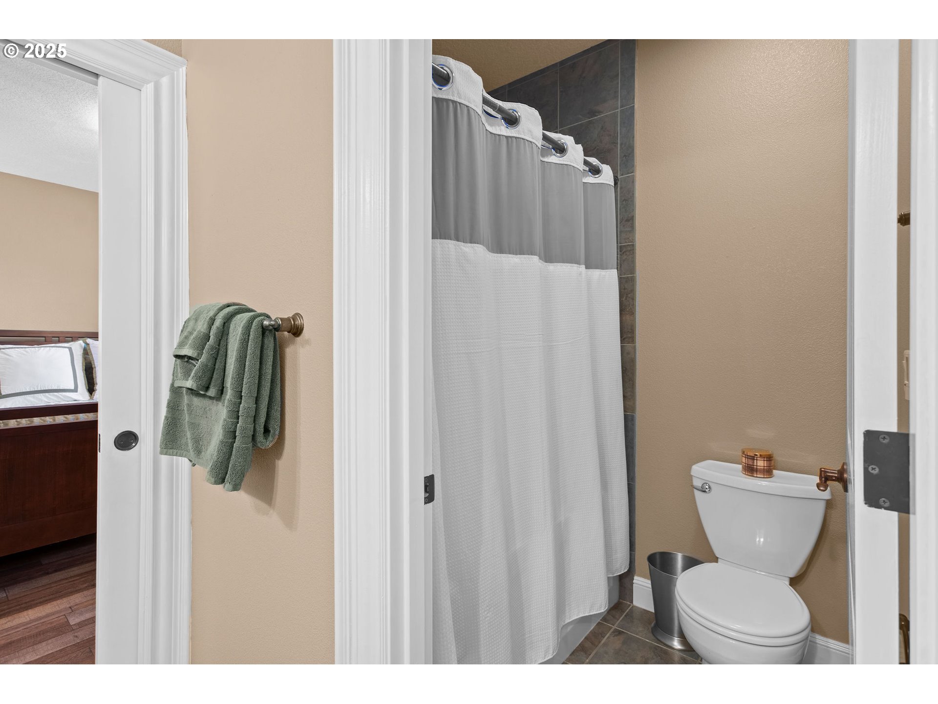 8438 Cascade Highway Northeast Silverton, OR 97381 - Photo 37 of 48 a bathroom with a toilet and a shower