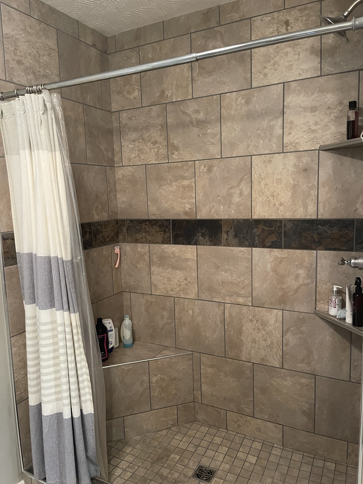 81 Butler Road Lafayette, TN 37083 - Photo 5 of 11 a bathroom with a shower