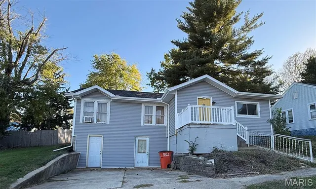 $69,000 | 1314 West Randolph Street, Vandalia, IL 62471