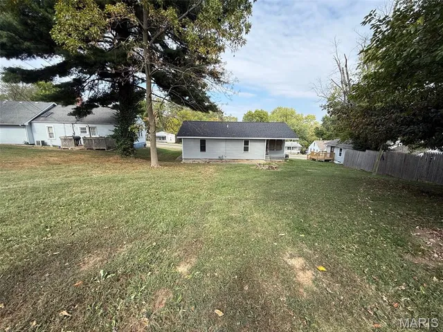 $69,000 | 1314 West Randolph Street, Vandalia, IL 62471