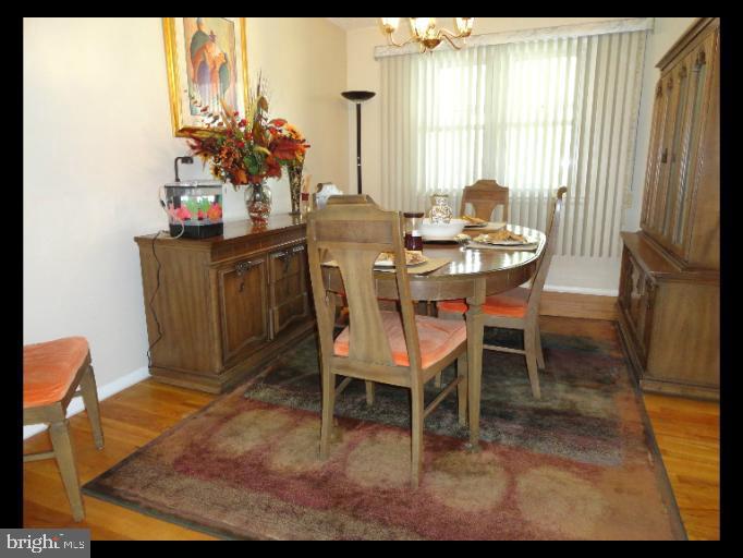 5636 Leiden Road Baltimore, MD 21206 - Photo 5 of 29 Dining Room (view 1)