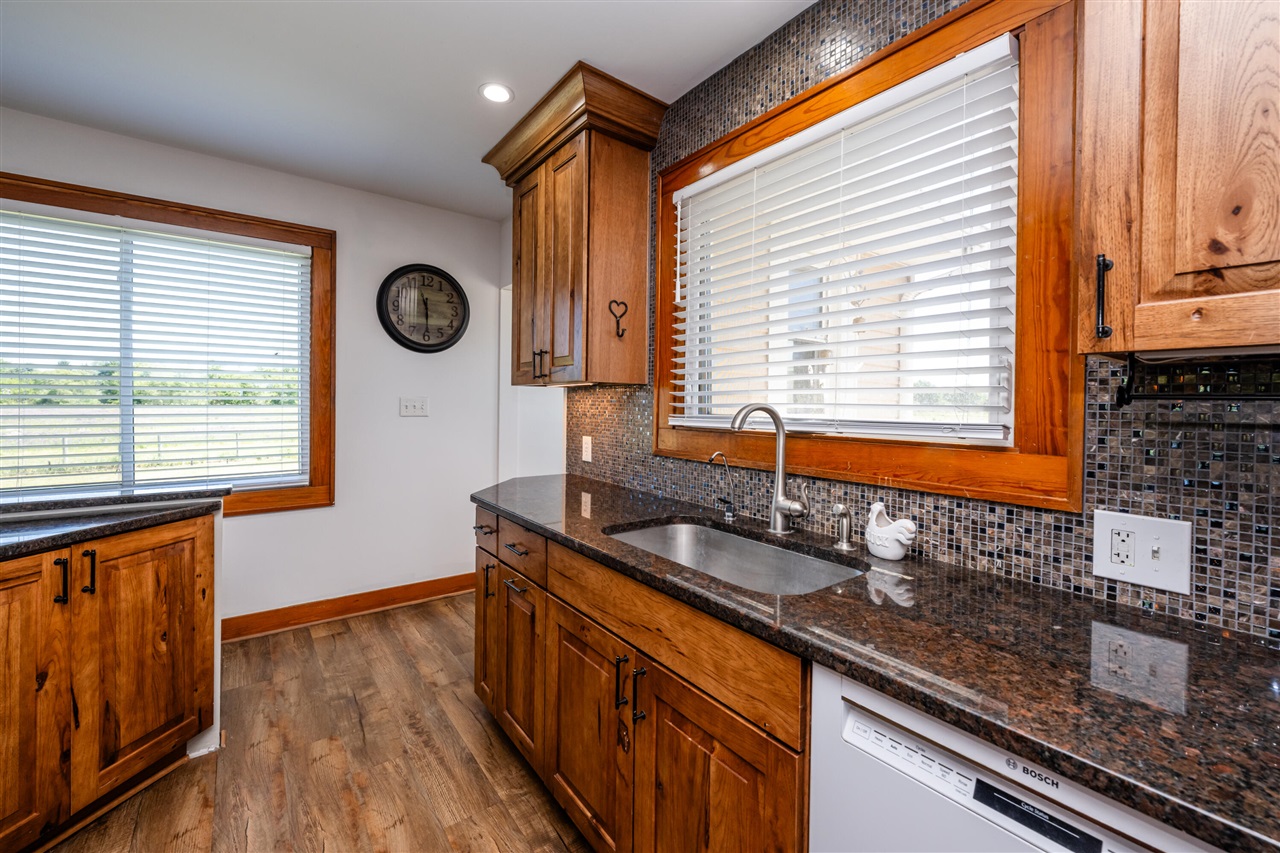 887 West Hinchman Road Baroda, MI 49101 - Photo 10 of 56
