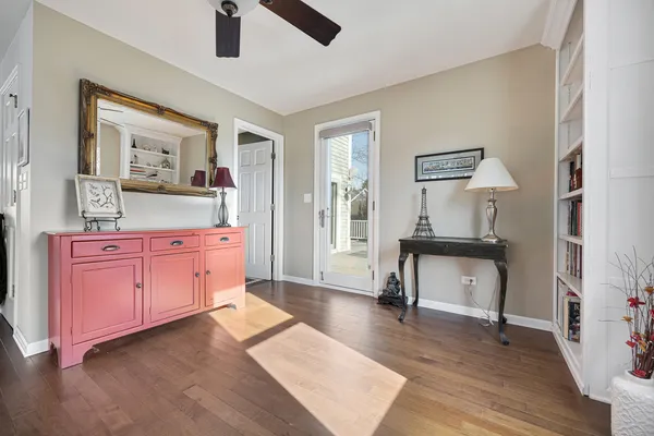 $439,900 | 206 Water Street, East Dundee, IL 60118