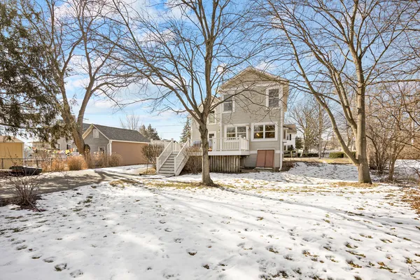 $439,900 | 206 Water Street, East Dundee, IL 60118