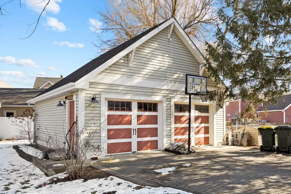 $439,900 | 206 Water Street, East Dundee, IL 60118