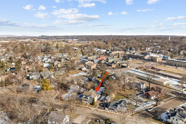 $439,900 | 206 Water Street, East Dundee, IL 60118
