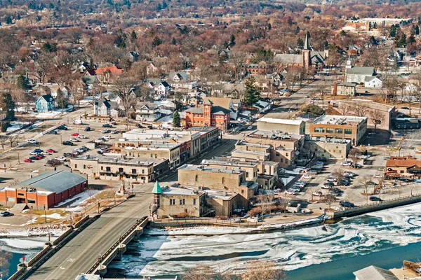 $439,900 | 206 Water Street, East Dundee, IL 60118