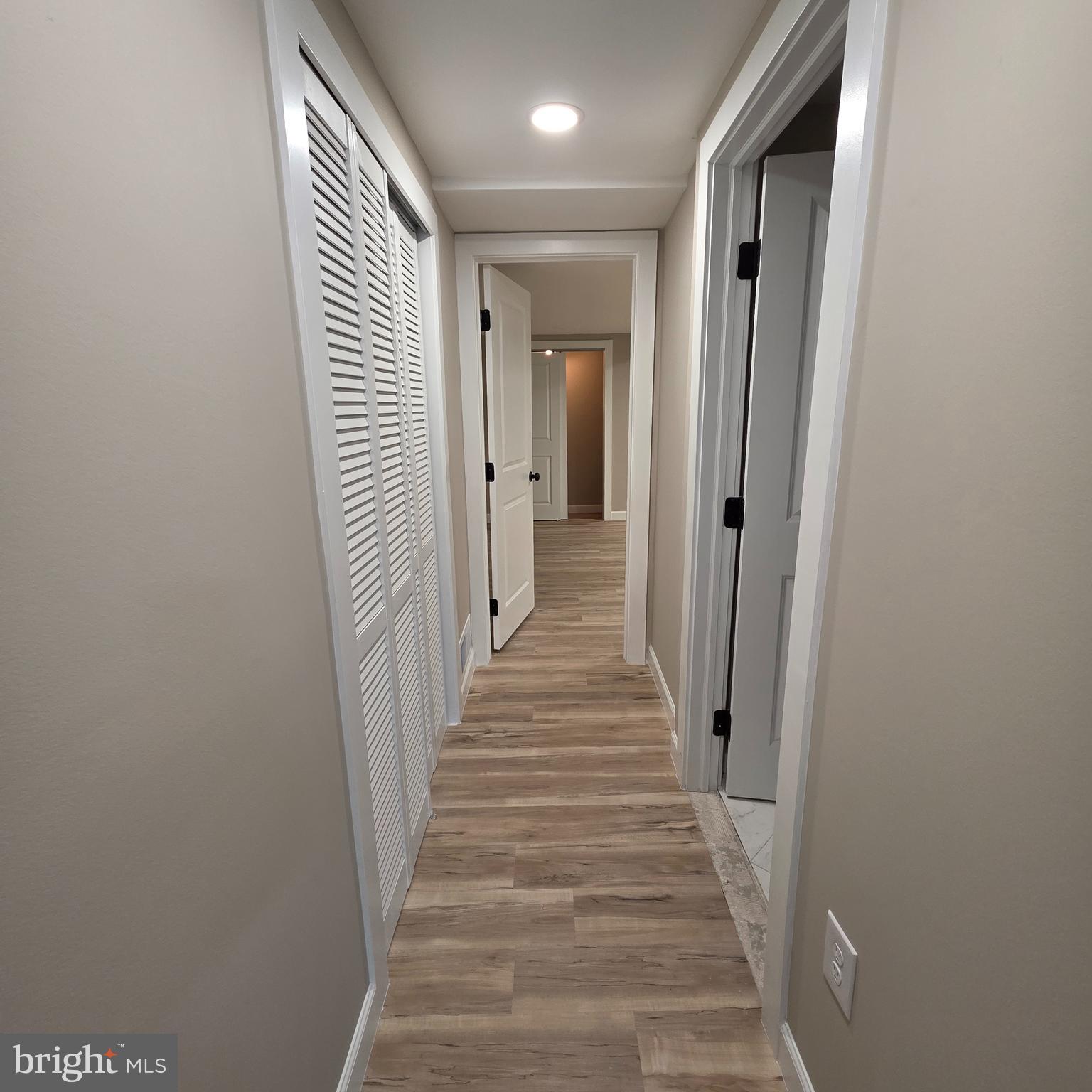 12702 Knights Road Philadelphia, PA 19154 - Photo 14 of 23 Gallery Image 14