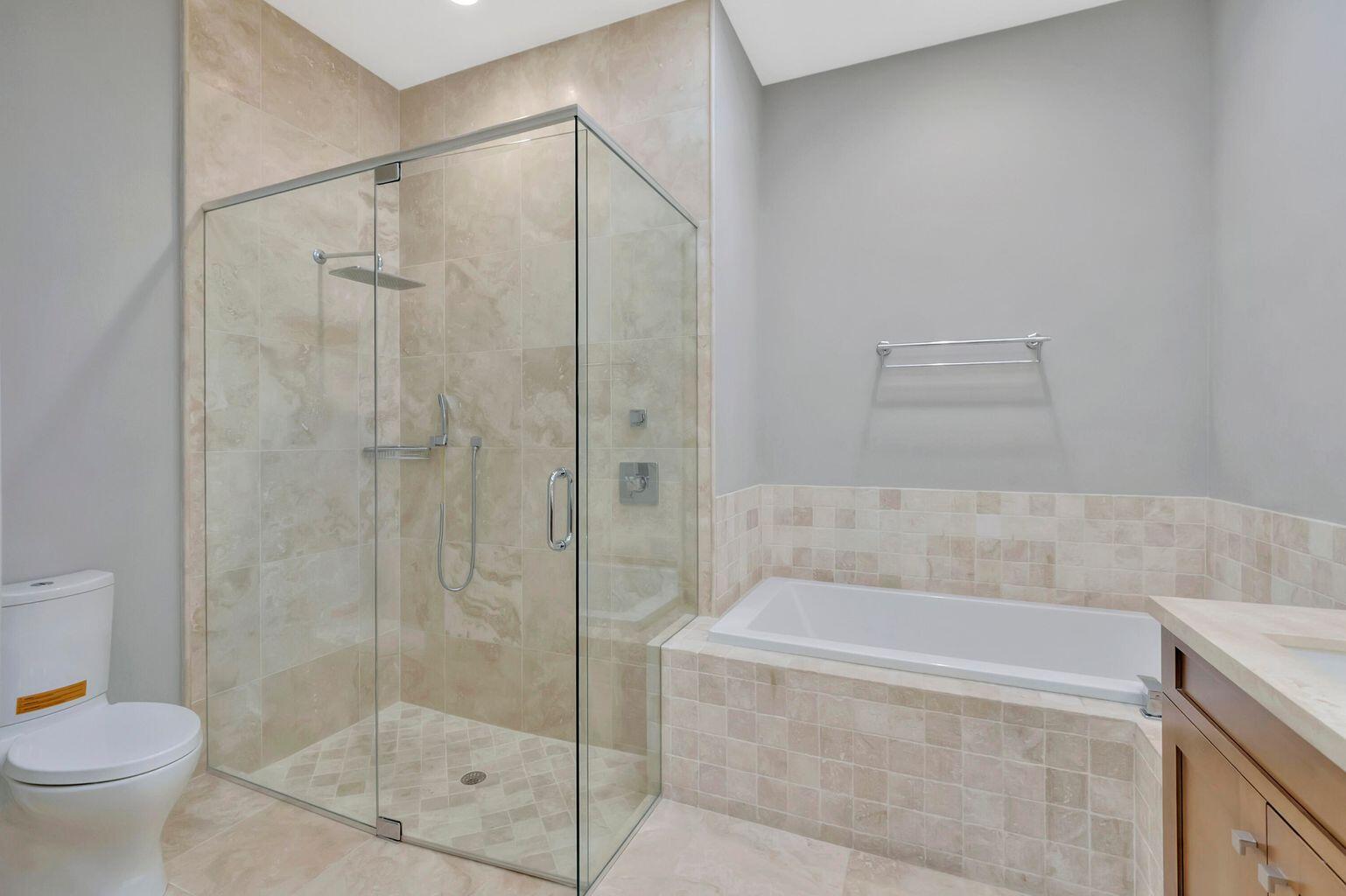 5675 Regency Circle West Boca Raton, FL 33496 - Photo 18 of 26 20221007124837298729000000-o