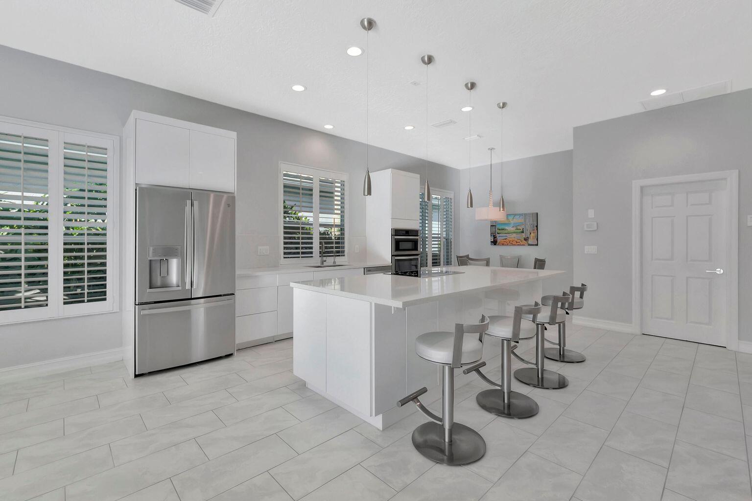 5675 Regency Circle West Boca Raton, FL 33496 - Photo 4 of 26 20221007124917627920000000-o