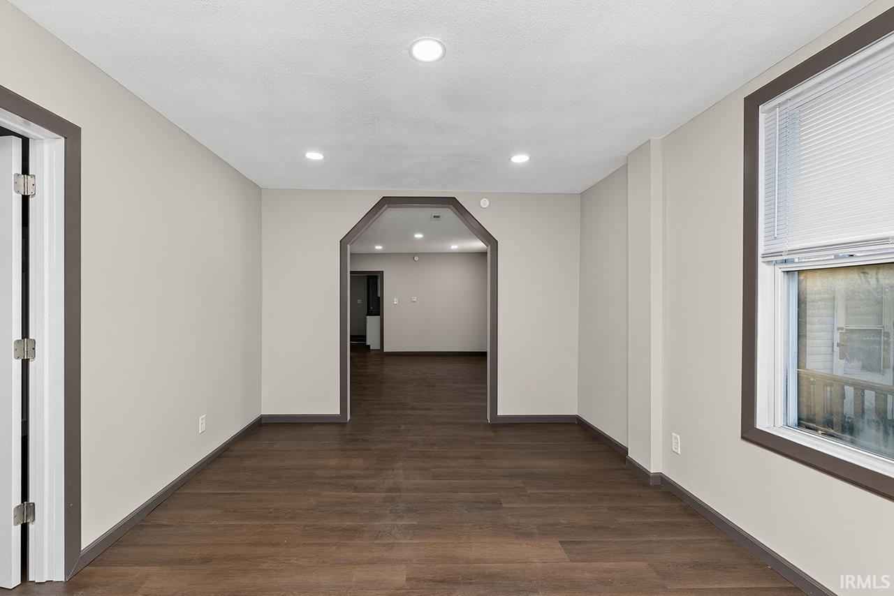 721 Harrison Street Elkhart, IN 46516 - Photo 8 of 11