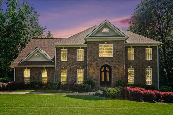 $925,000 | 952 Ardmore Trail, Hoschton, GA 30548