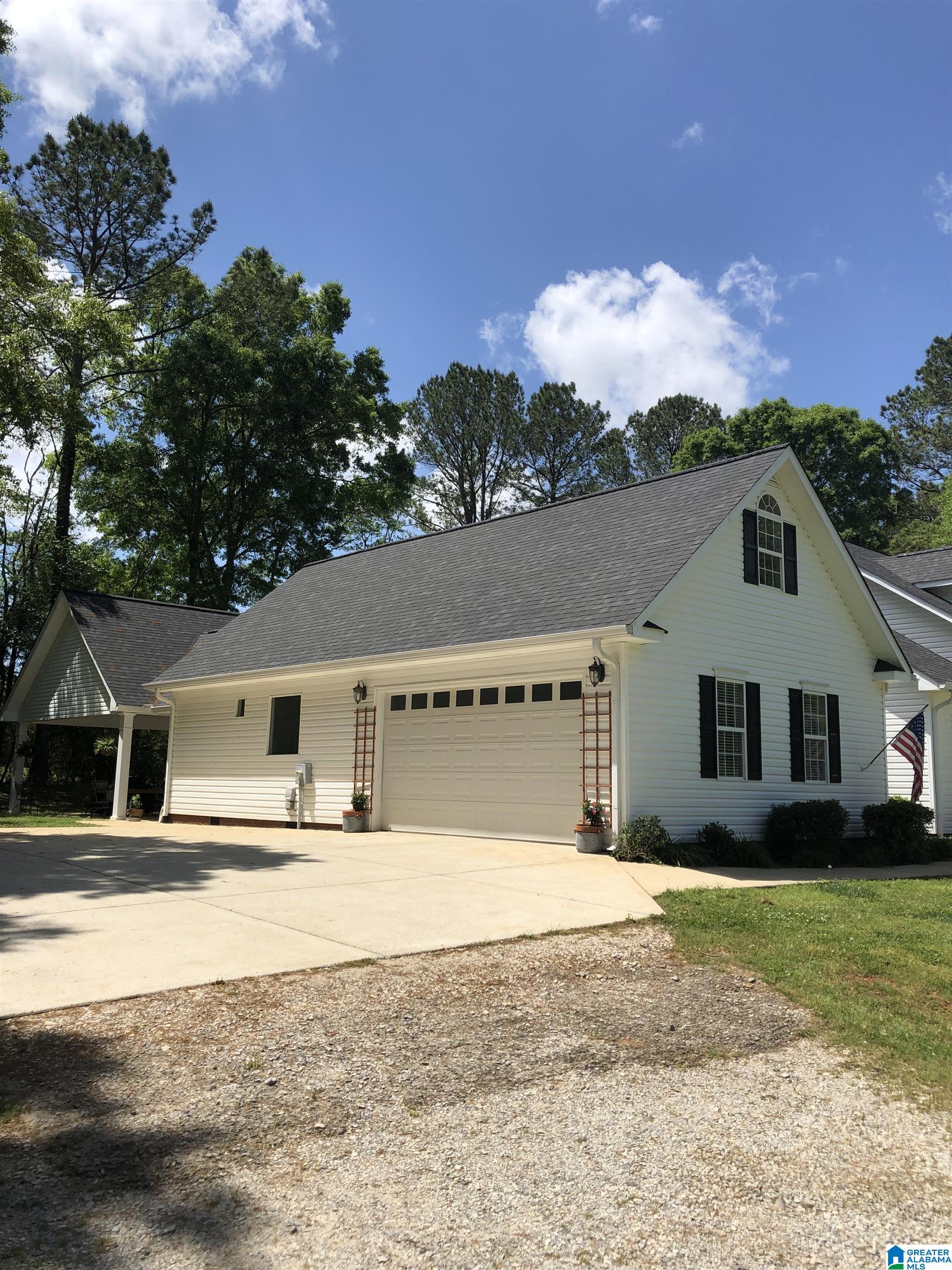 809 Airport Road Anniston, AL 36206 - Photo 3 of 47