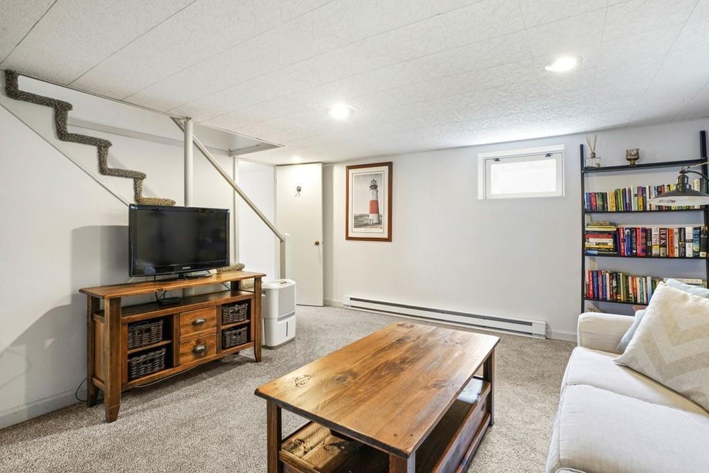 52 Van Norden Road Reading, MA 01867 - Photo 11 of 35 Gallery Image 11