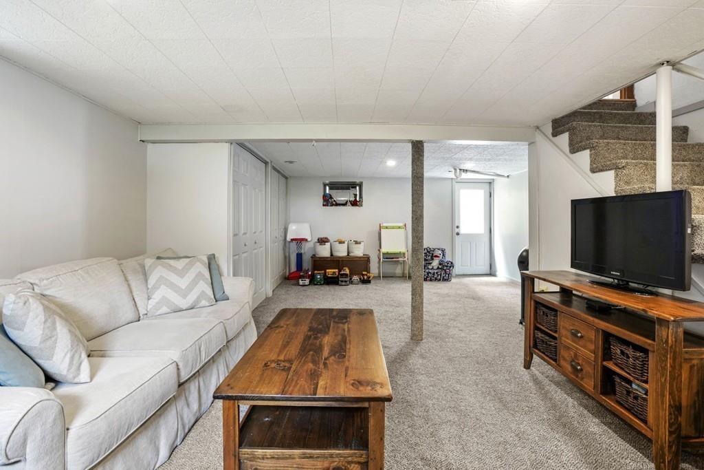 52 Van Norden Road Reading, MA 01867 - Photo 22 of 35 Gallery Image 22