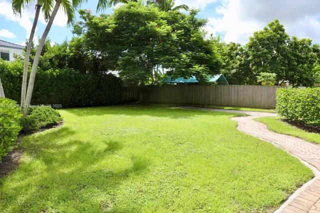 $1,299,000 | 16335 Southwest 93rd Street, Miami, FL 33196