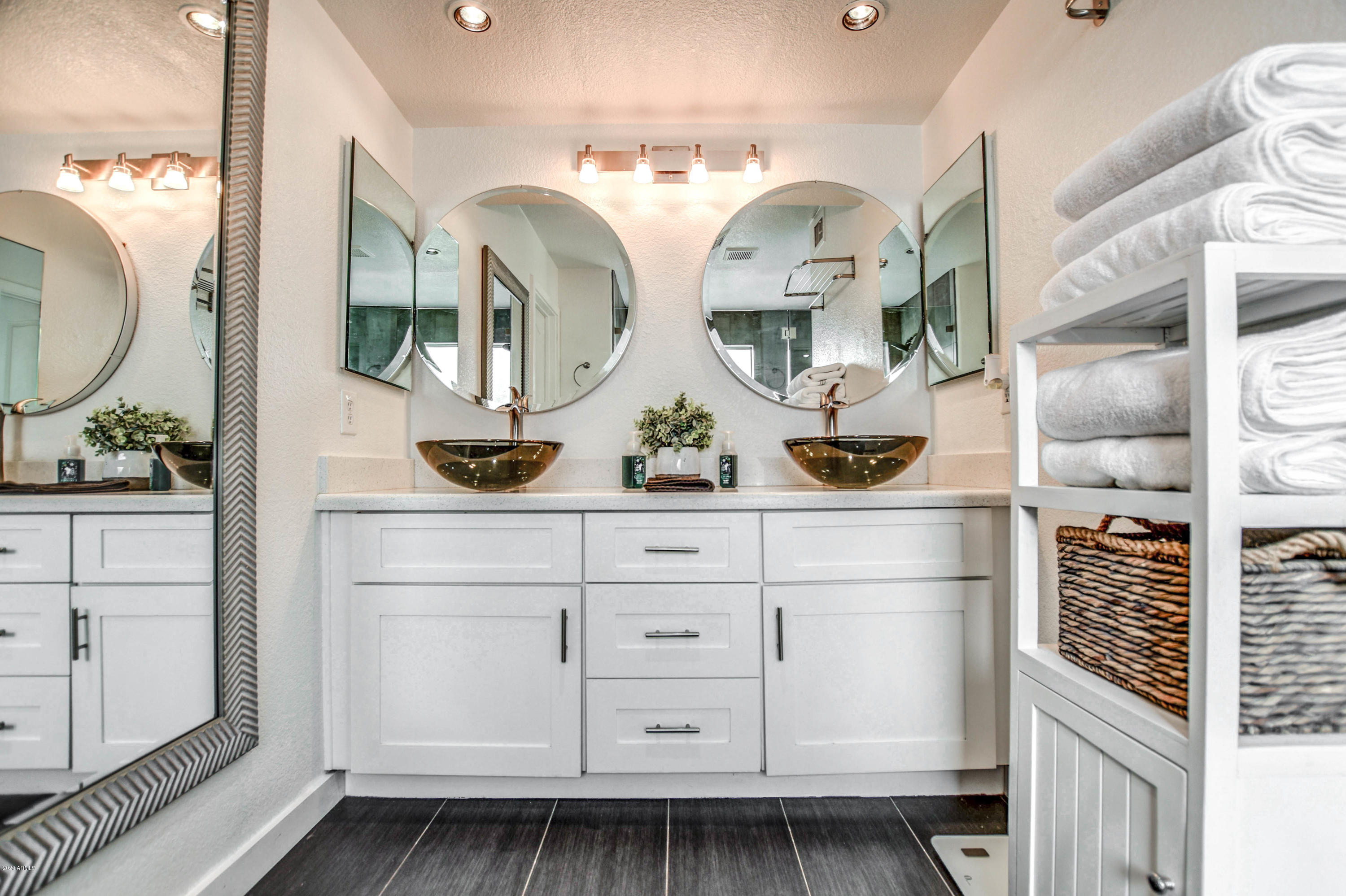 118 West Smoke Tree Road Gilbert, AZ 85233 - Photo 12 of 24 MASTER BATH 3