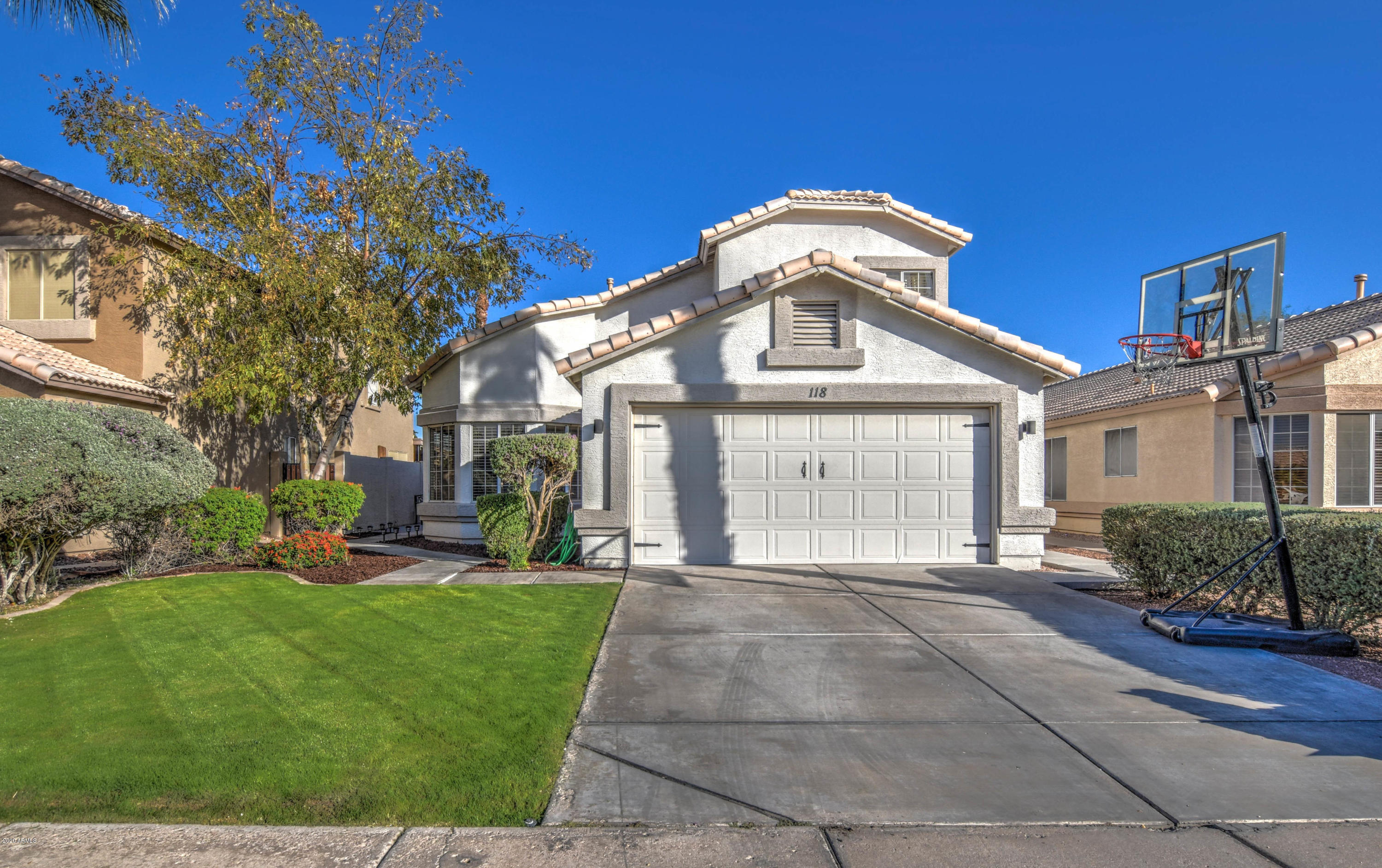 118 West Smoke Tree Road Gilbert, AZ 85233 - Photo 2 of 24 FRONT 2