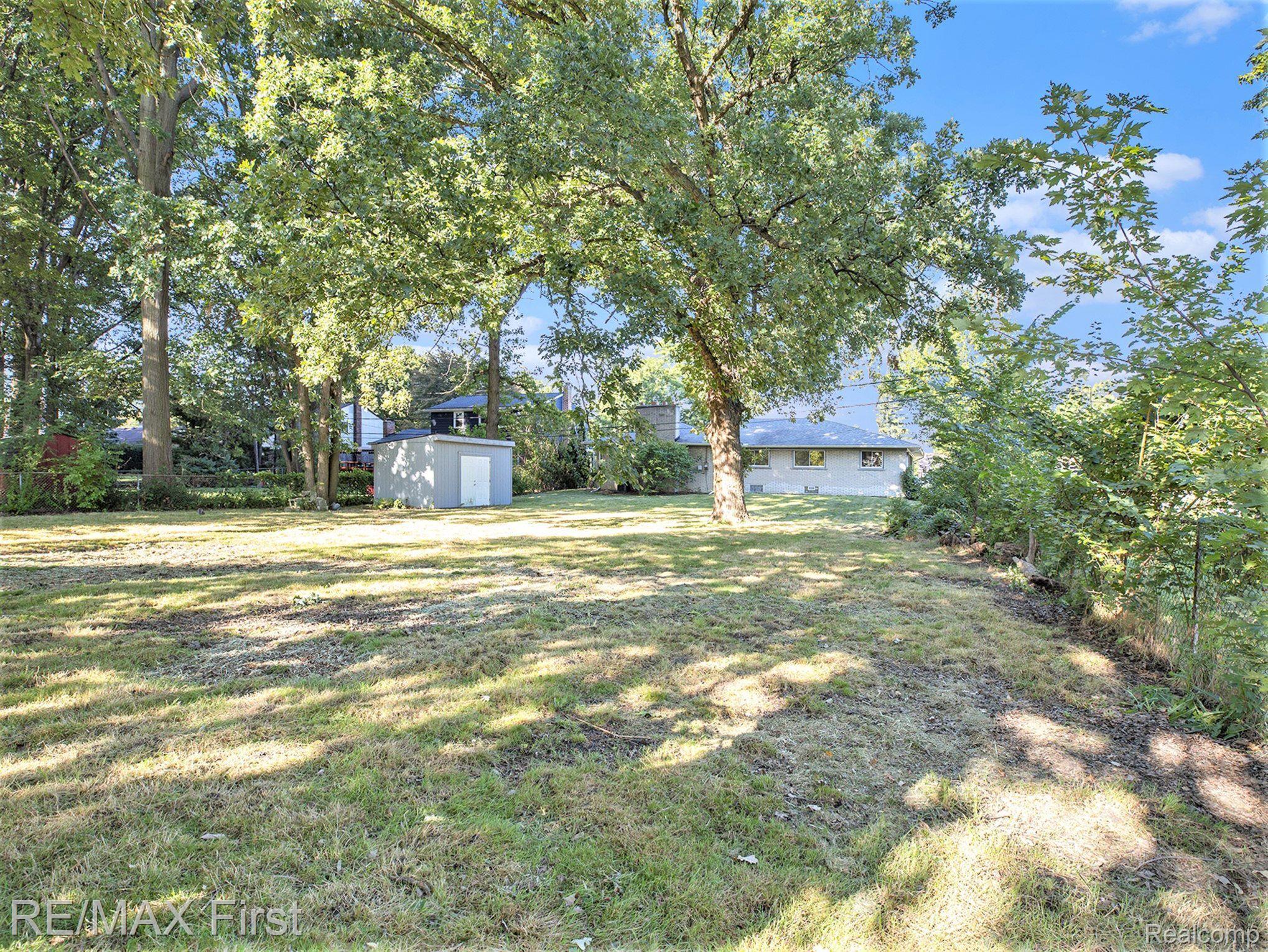 8455 Harding Street Taylor, MI 48180 - Photo 34 of 38 Gallery Image 34