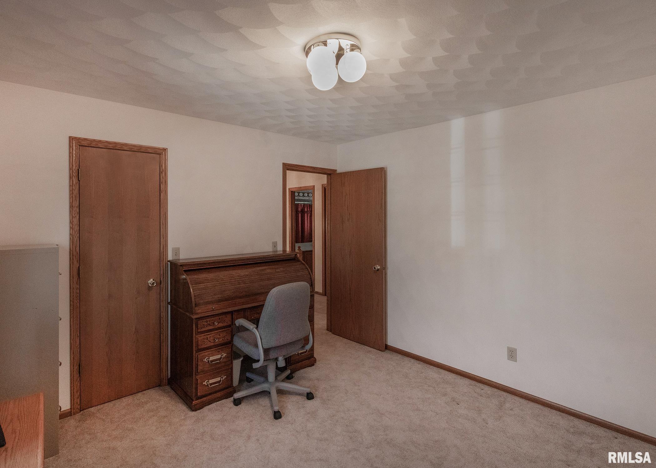63 White Pine Road Geneseo, IL 61254 - Photo 18 of 34 Gallery Image 18
