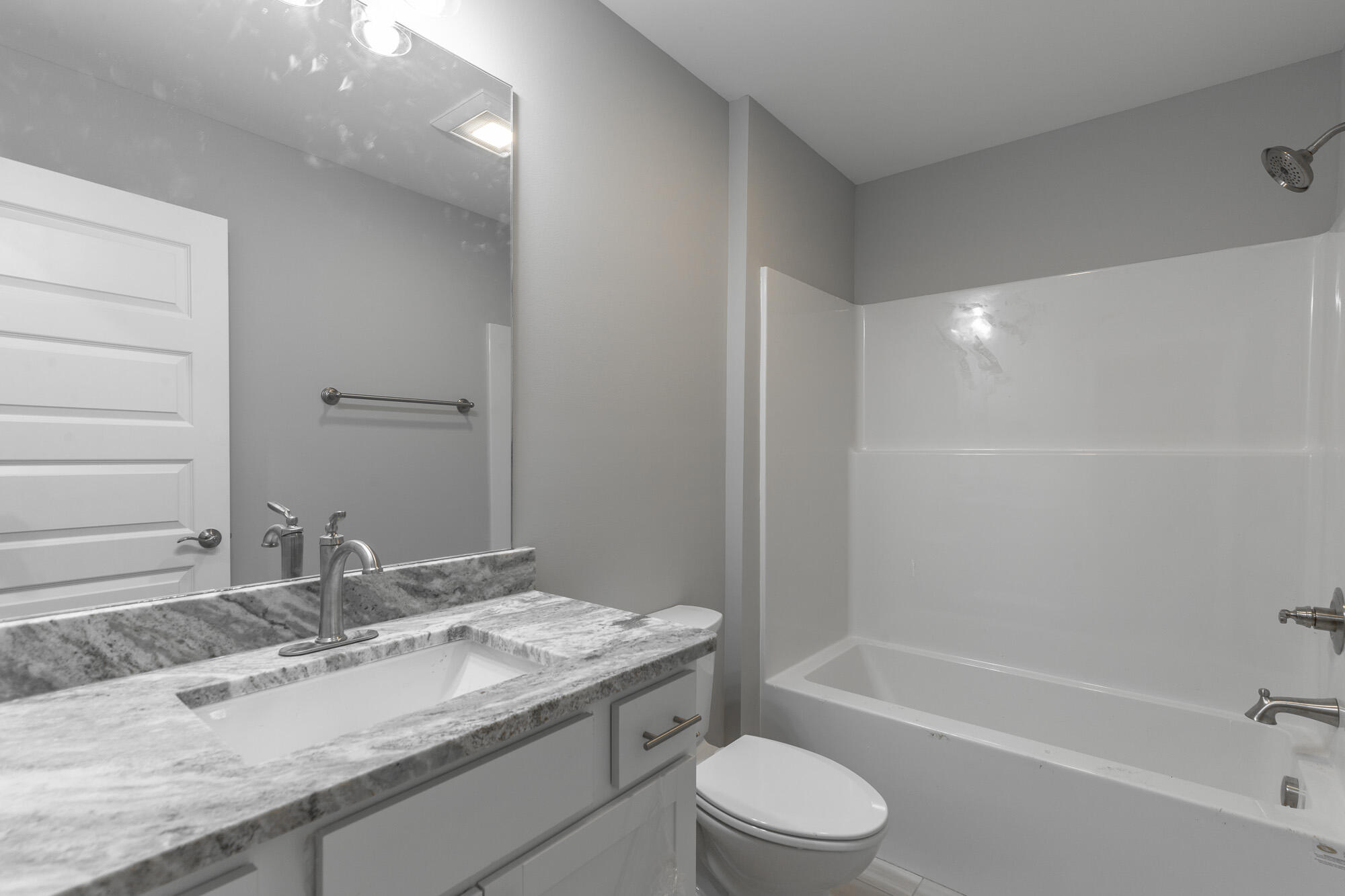 5085 Oop Road, Unit 34 Chattanooga, TN 37416 - Photo 42 of 58 Bathroom