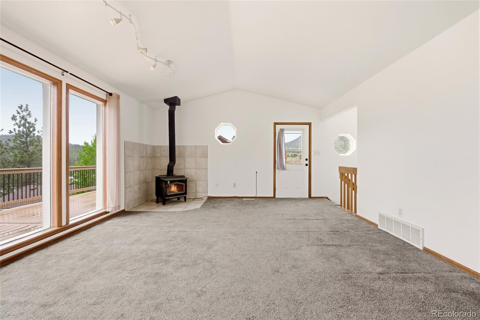 73 Sunlight Lane Bailey, CO 80421 - Photo 10 of 50