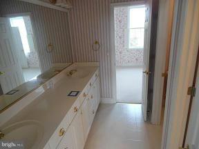 24615 New Post Road St. Michaels, MD 21663 - Photo 14 of 29 Bath