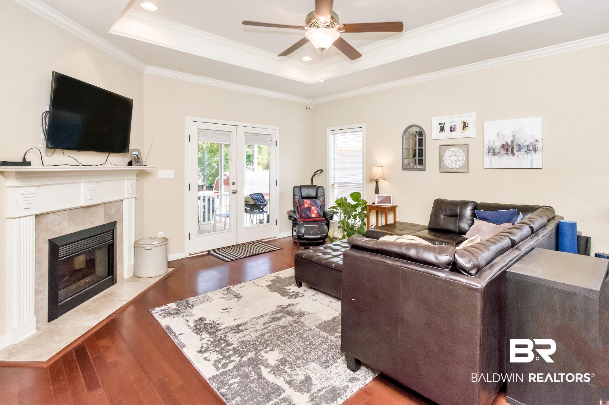 1005 Linlen Avenue Mobile, AL 36609 - Photo 2 of 37