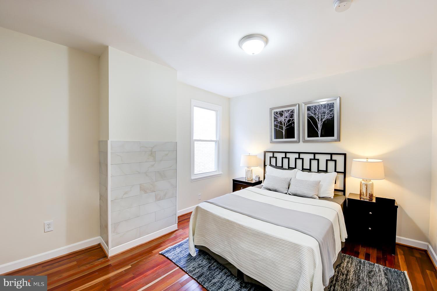 595 Columbia Road Northwest Washington, DC 20001 - Photo 12 of 30 Bedroom