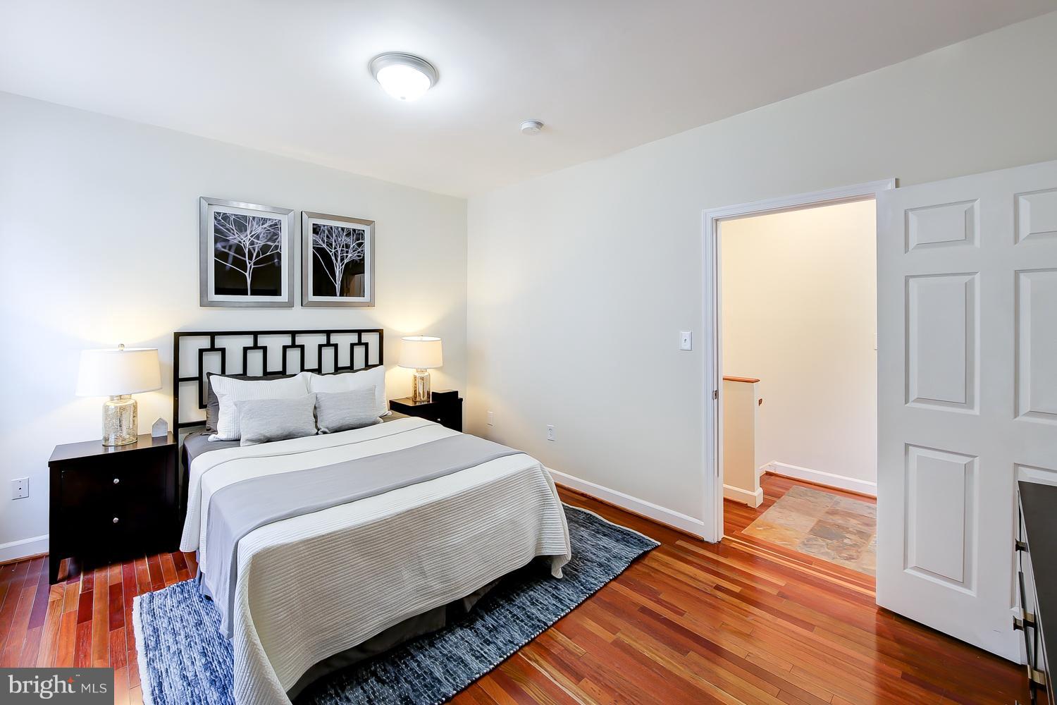 595 Columbia Road Northwest Washington, DC 20001 - Photo 13 of 30 Bedroom