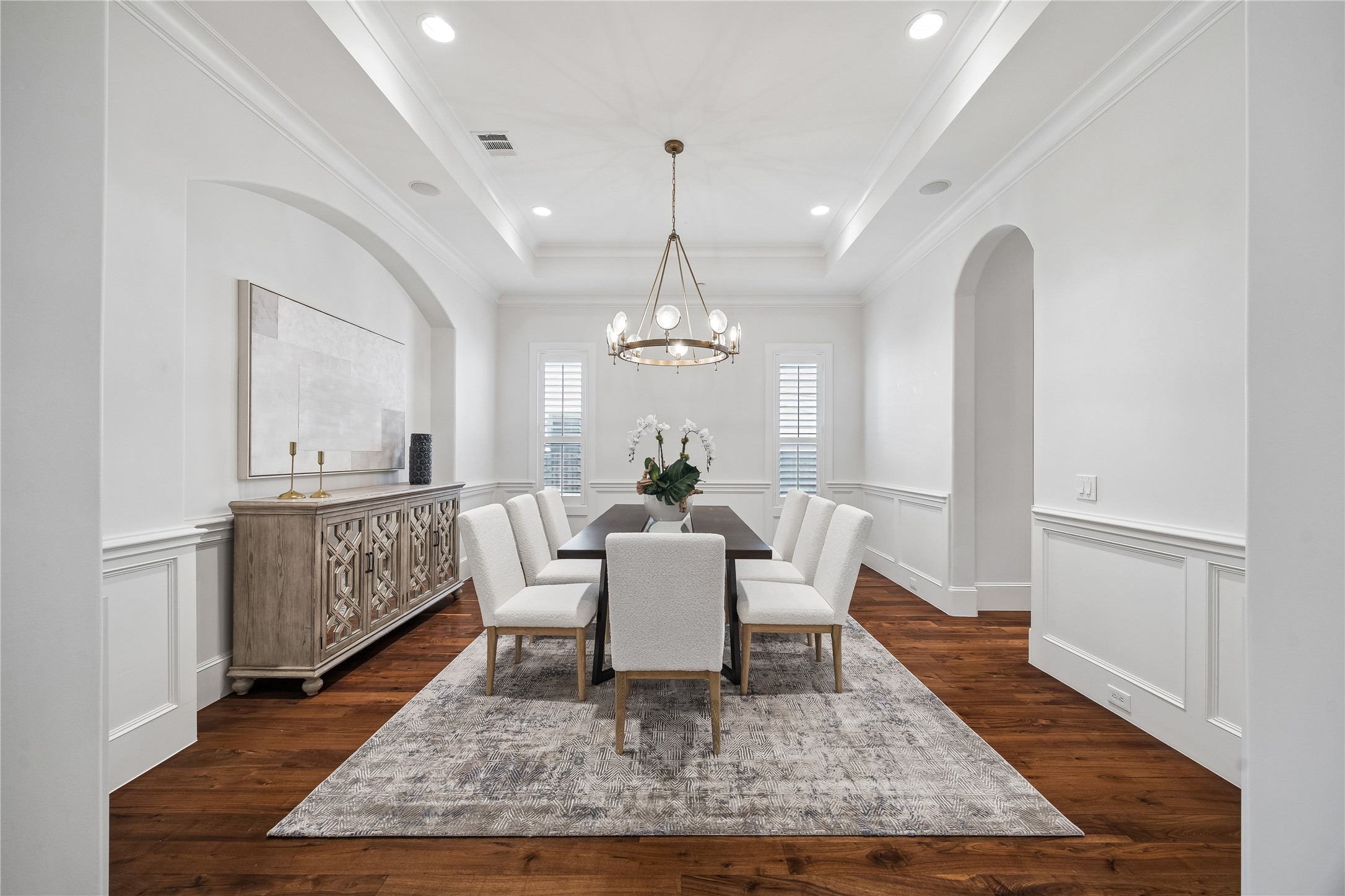 4511 Merrie Lane Bellaire, TX 77401 - Photo 5 of 49 a dining room with wooden floor and window