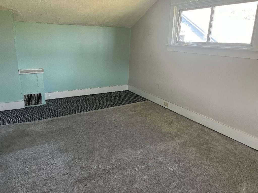 927 Watson Road Titusville, PA 16354 - Photo 8 of 26