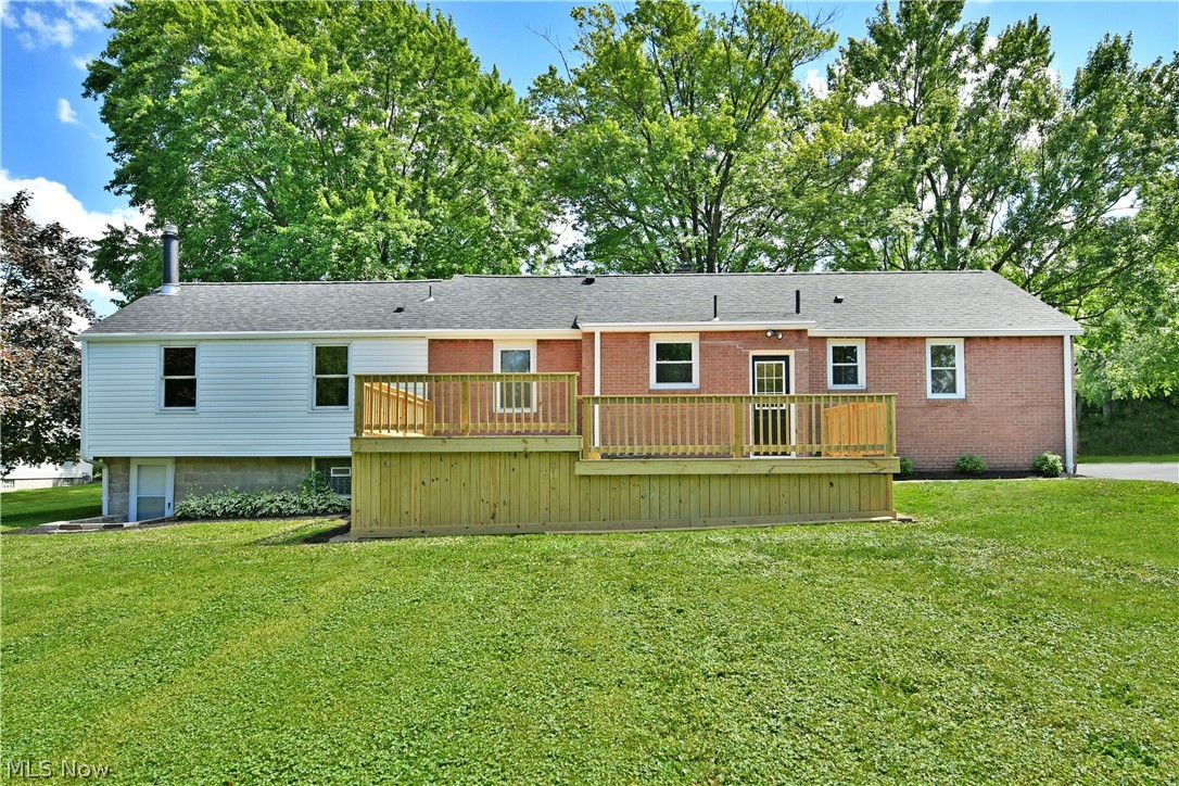 1070 East Calla Road Youngstown, OH 44514 - Photo 2 of 46