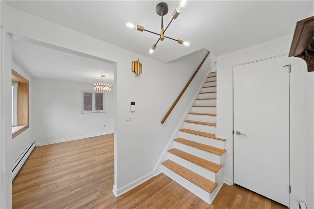 307 Roup Avenue Pittsburgh, PA 15232 - Photo 13 of 27 Entryway