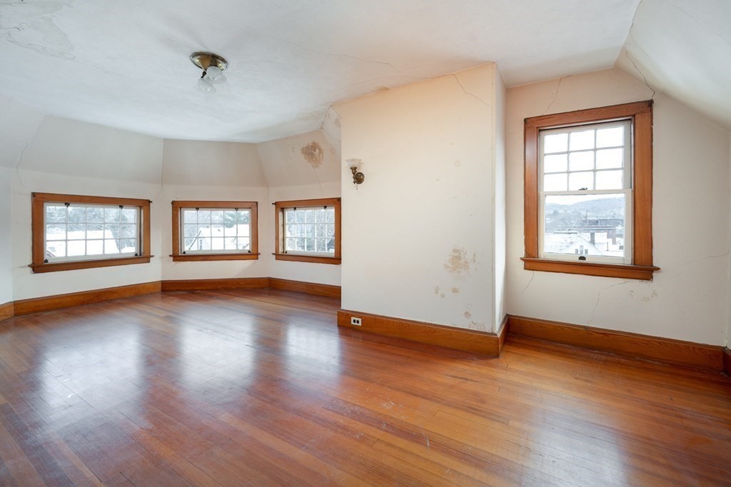 89 Ridge Avenue Athol, MA 01331 - Photo 18 of 36 Gallery Image 18
