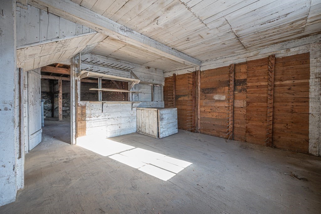 89 Ridge Avenue Athol, MA 01331 - Photo 30 of 36 Gallery Image 30