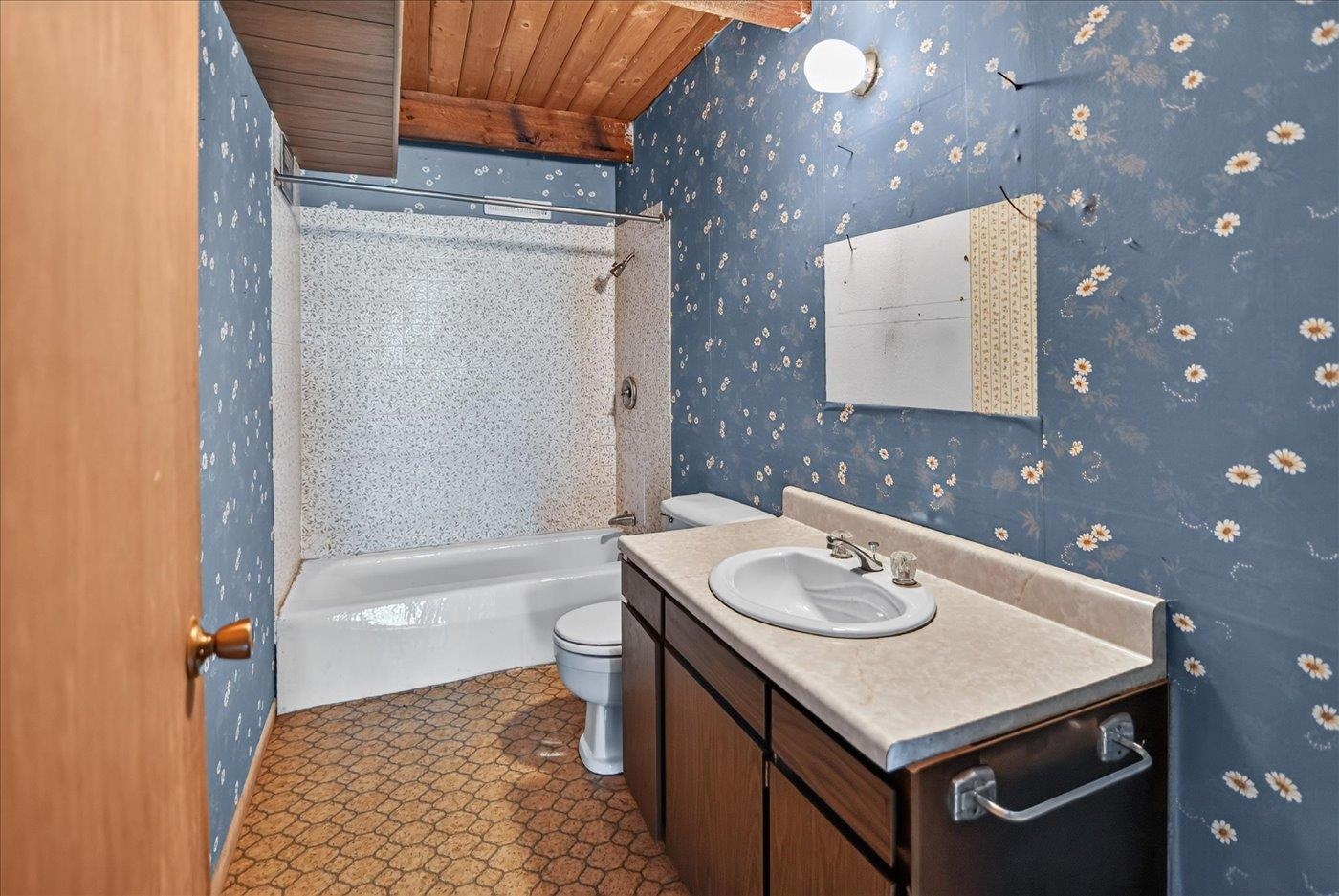 212 South 5th Street Mount Horeb, WI 53572 - Photo 43 of 61