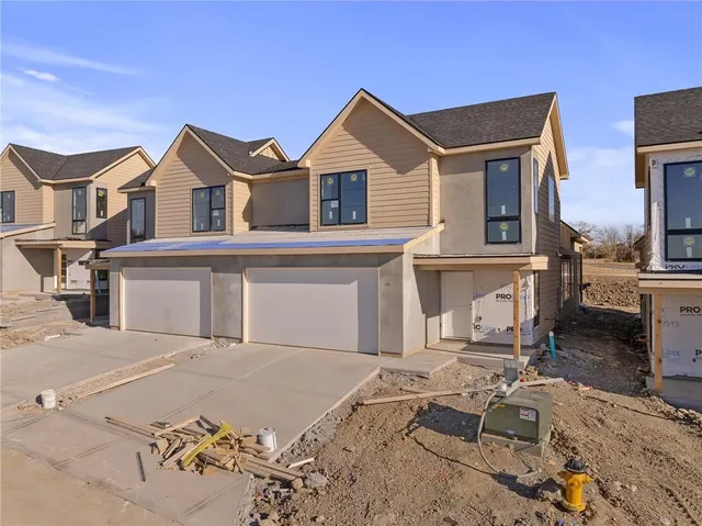 $595,000 | 9581 Jupiter Street, Lenexa, KS 66219