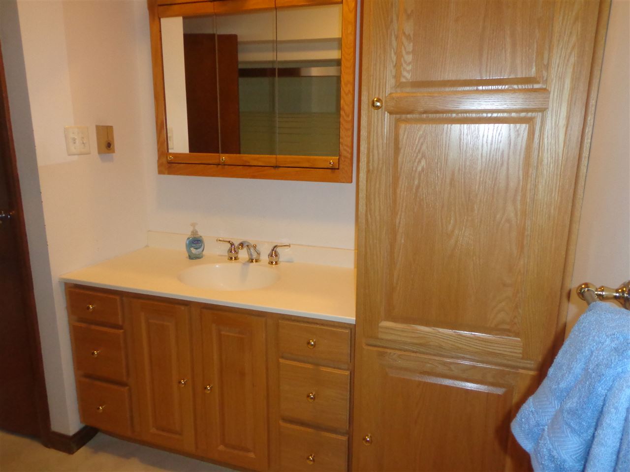 276 Huse Road Manchester, NH 03103 - Photo 25 of 40