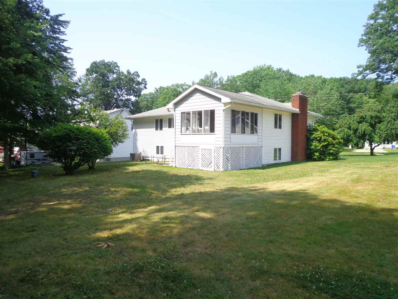 276 Huse Road Manchester, NH 03103 - Photo 9 of 40