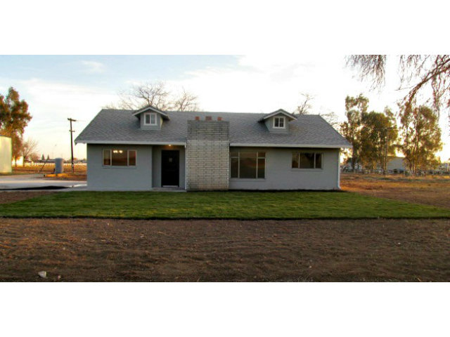 14818 Grassland Road Lodi, CA 95240 - Photo 1 of 17 Gallery Image 1