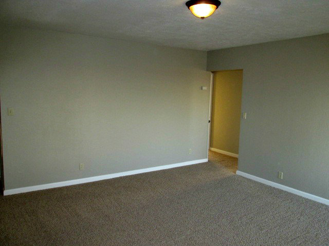 14818 Grassland Road Lodi, CA 95240 - Photo 4 of 17 Gallery Image 4