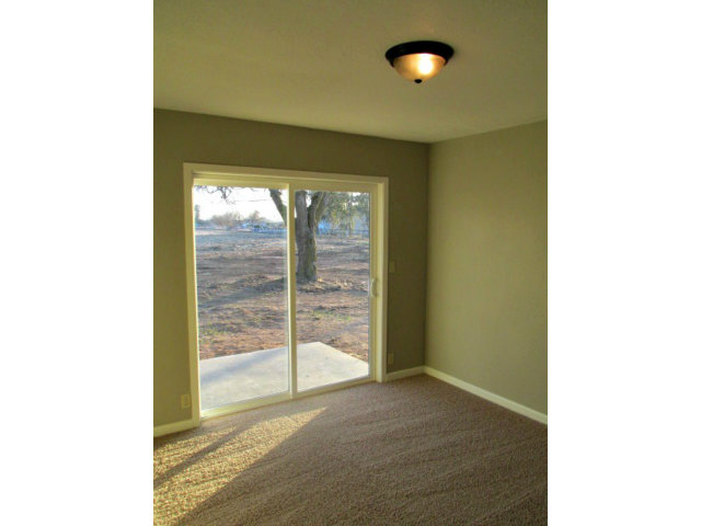 14818 Grassland Road Lodi, CA 95240 - Photo 5 of 17 Gallery Image 5