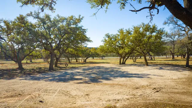 $425,000 | 268 Kinnikinik Loop, Austin, TX 78737
