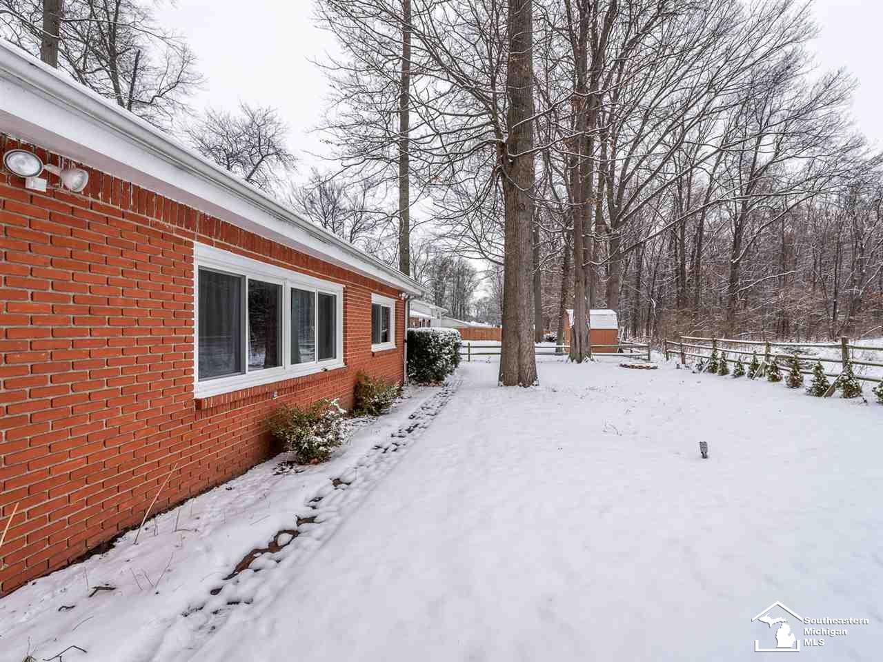 7632 Indian Road Temperance, MI 48182 - Photo 25 of 27 50031155-24.JPG