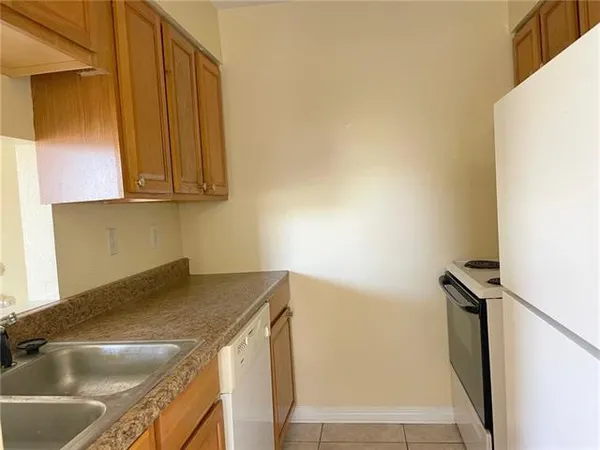 $1,000 | 213 Rosebud Street, Unit F, Metairie, LA 70005