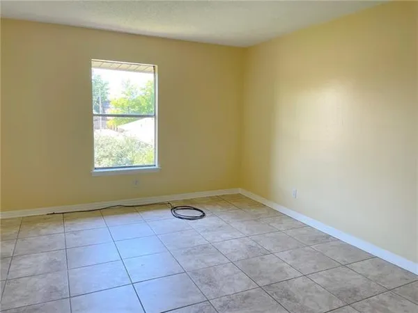 $1,000 | 213 Rosebud Street, Unit F, Metairie, LA 70005
