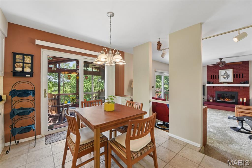13116 Huntercreek Ridge Road St. Louis, MO 63131 - Photo 11 of 38